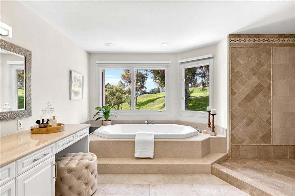 31001 Marbella Vista