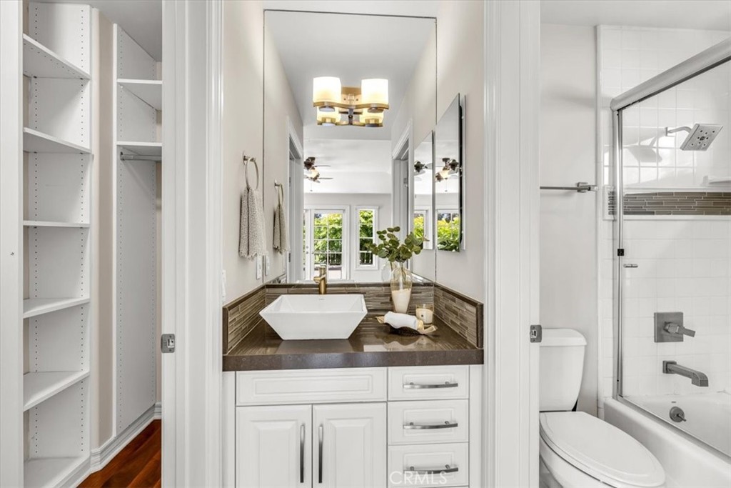 31001 Marbella Vista