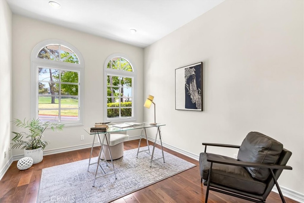 31001 Marbella Vista