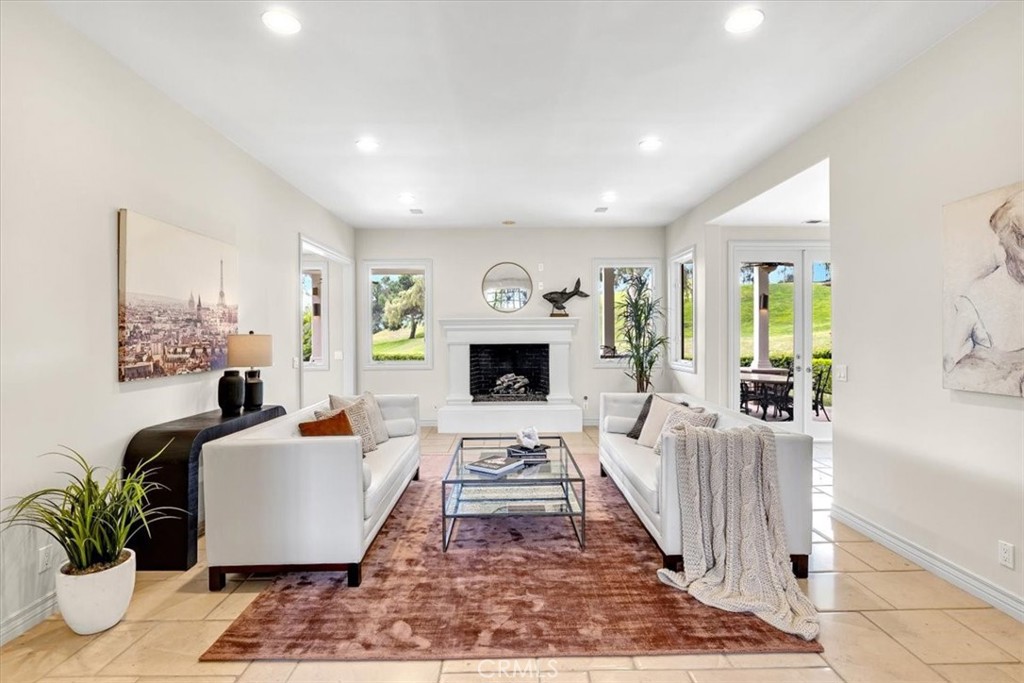 31001 Marbella Vista