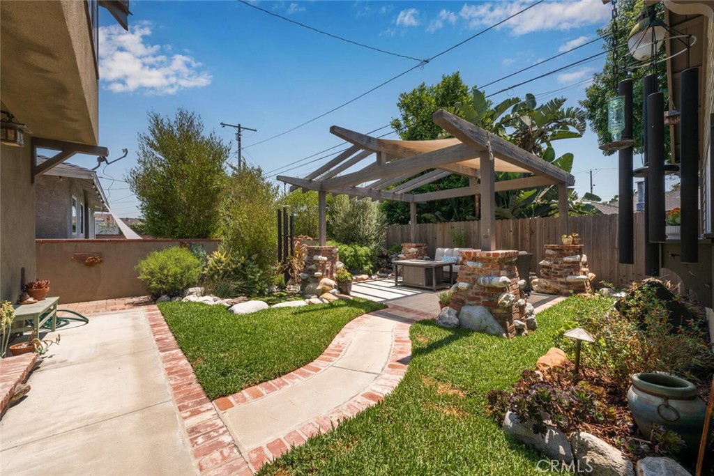 5540 E Peabody Street