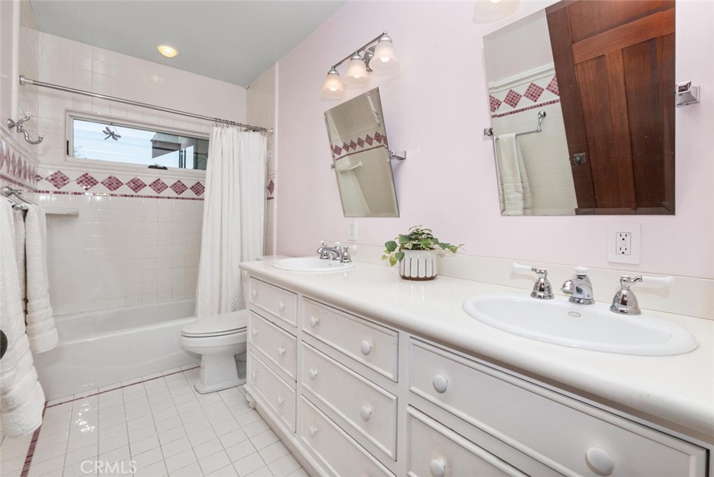 5540 E Peabody Street