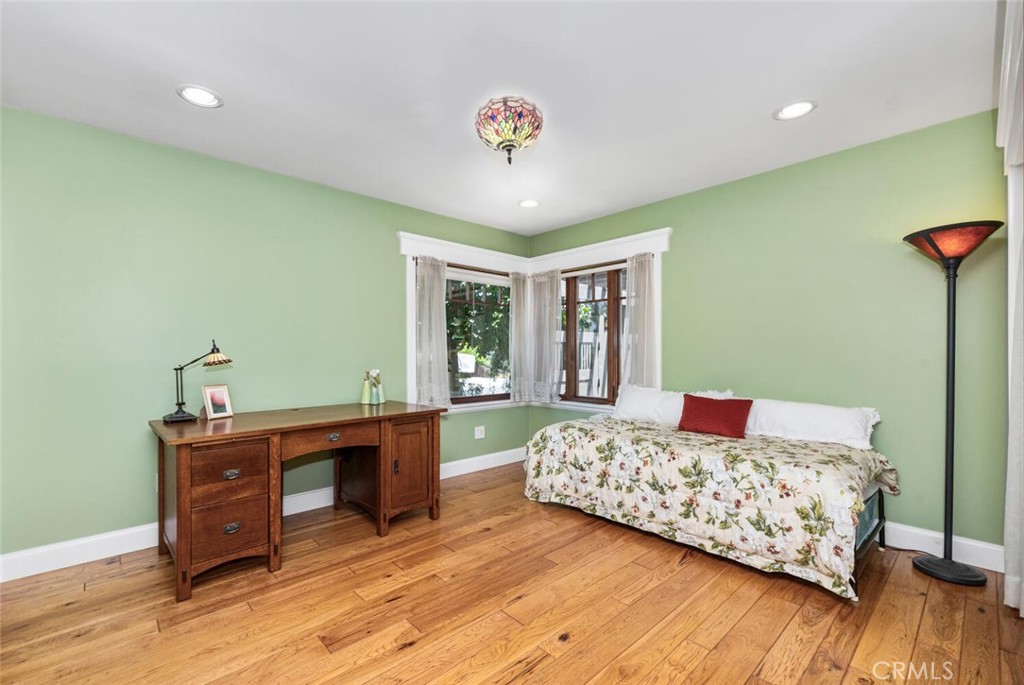 5540 E Peabody Street