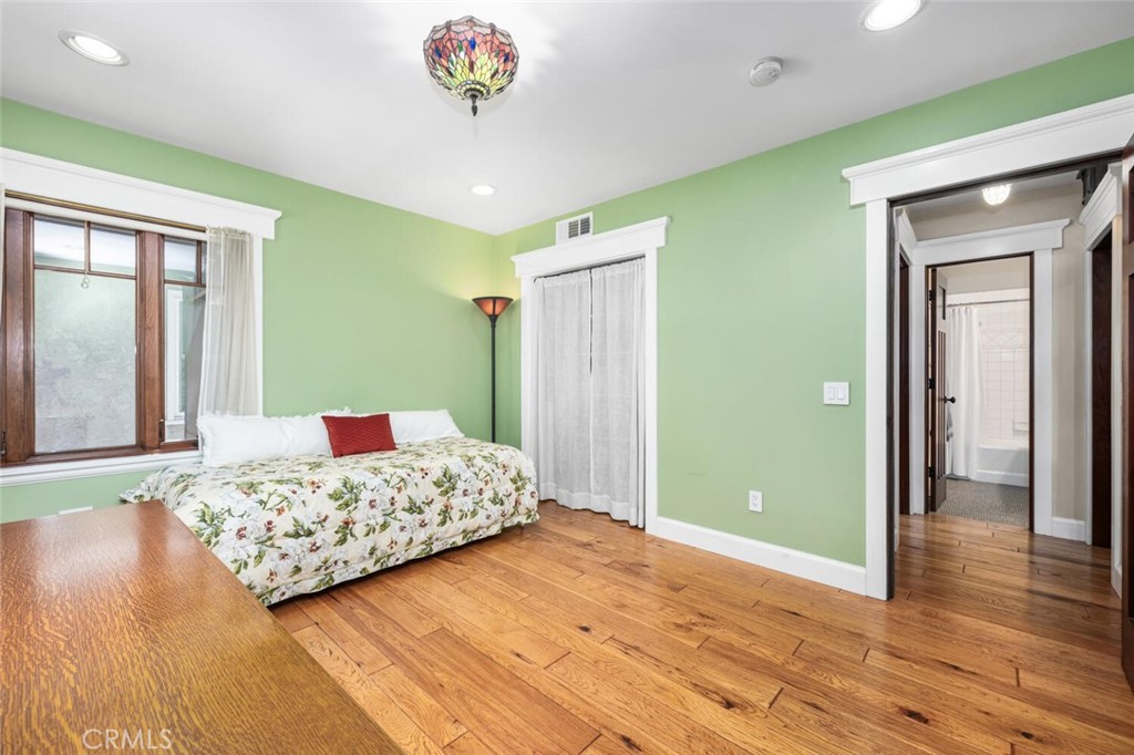 5540 E Peabody Street