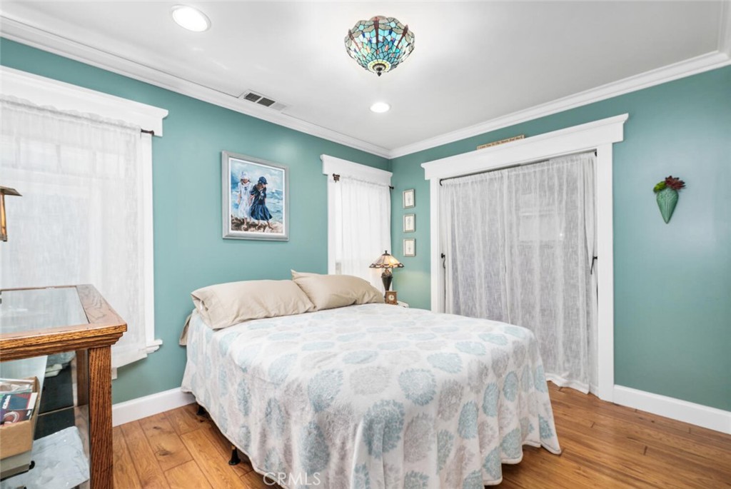 5540 E Peabody Street