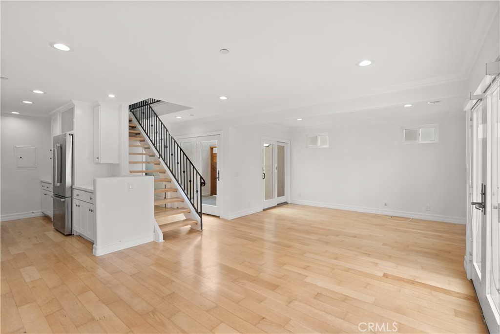 322 Marguerite Avenue 1