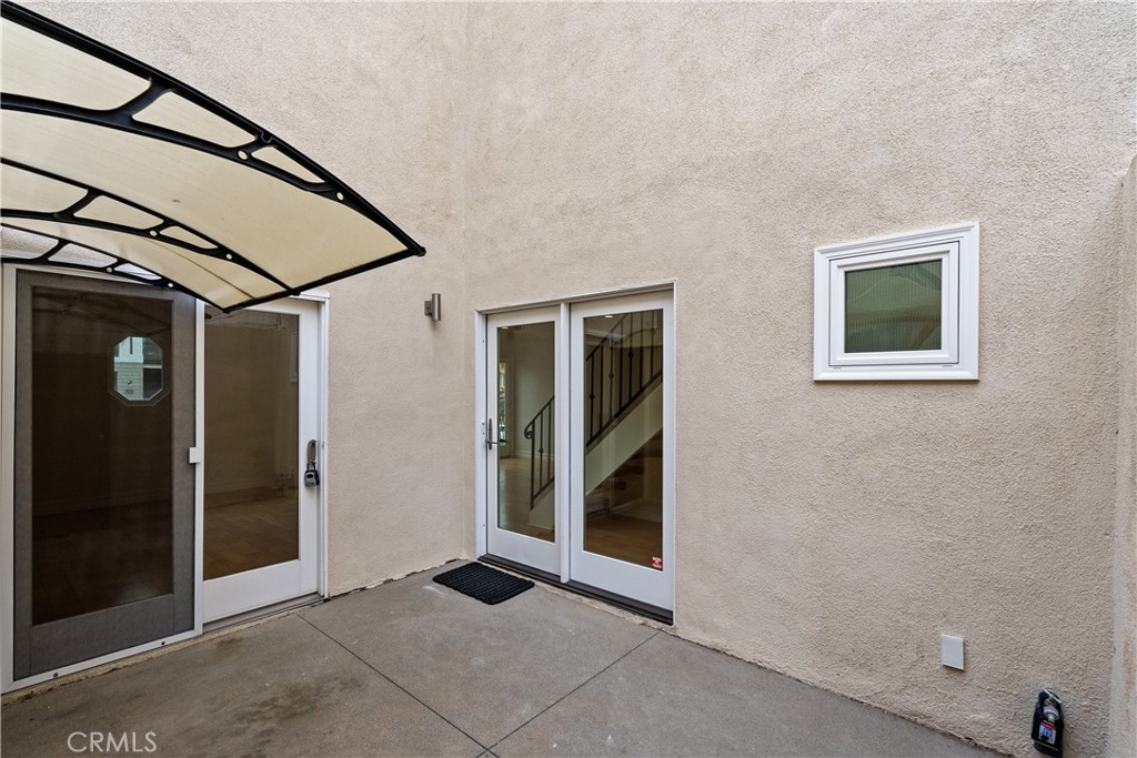 322 Marguerite Avenue 1