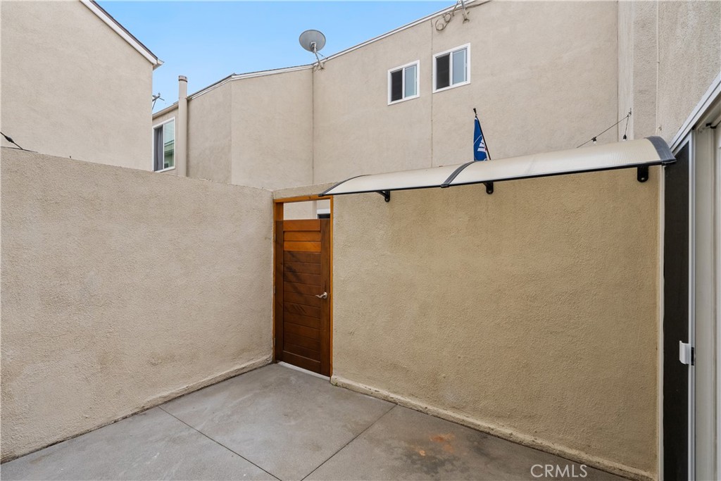 322 Marguerite Avenue 1