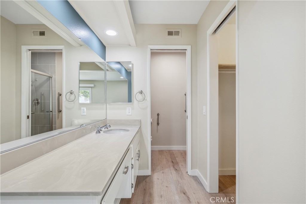 8566 Larkhall Circle 810A