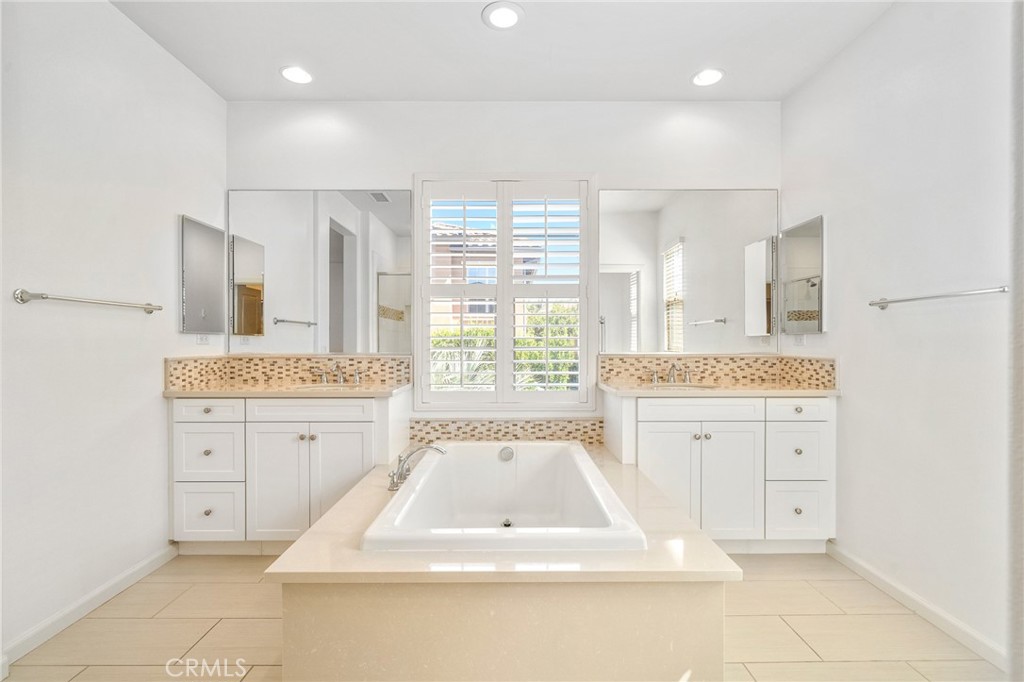 28249 Camino Del Rio