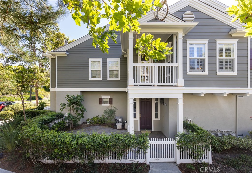 131 Strawflower Street