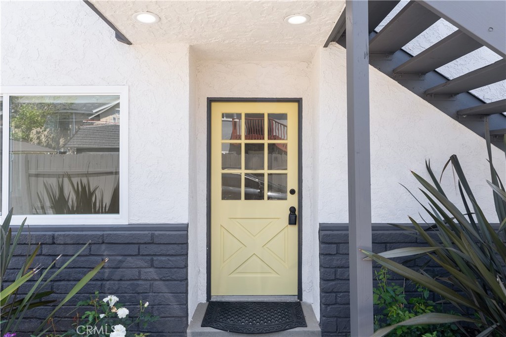 2049 Tustin Avenue B