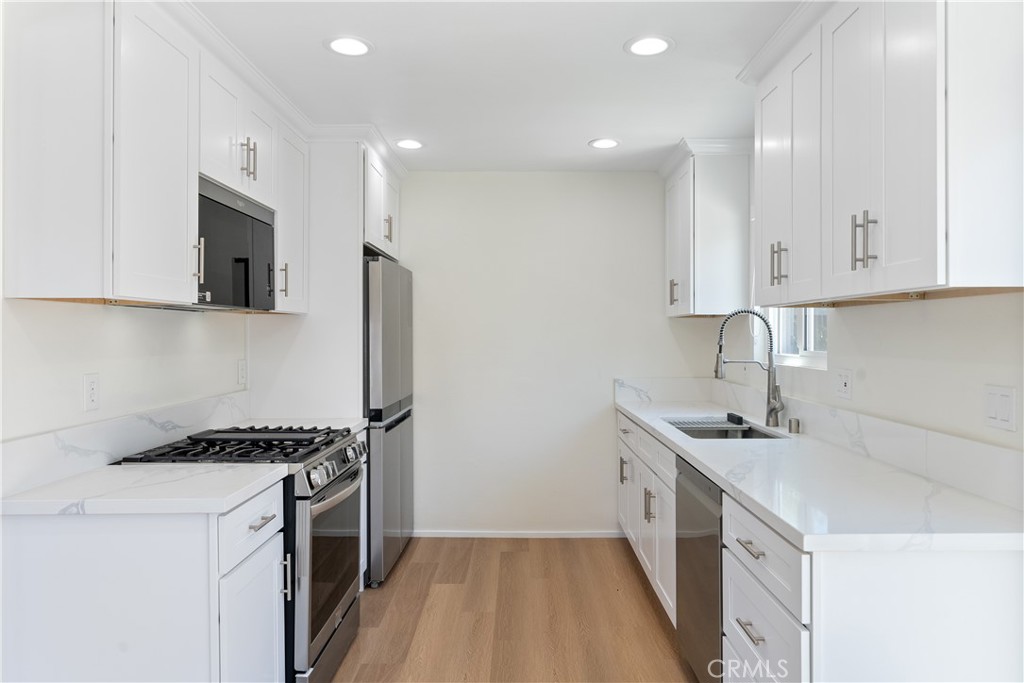 2049 Tustin Avenue B