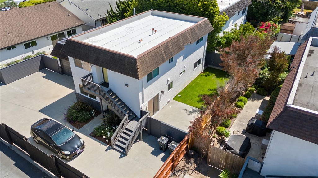 2049 Tustin Avenue B