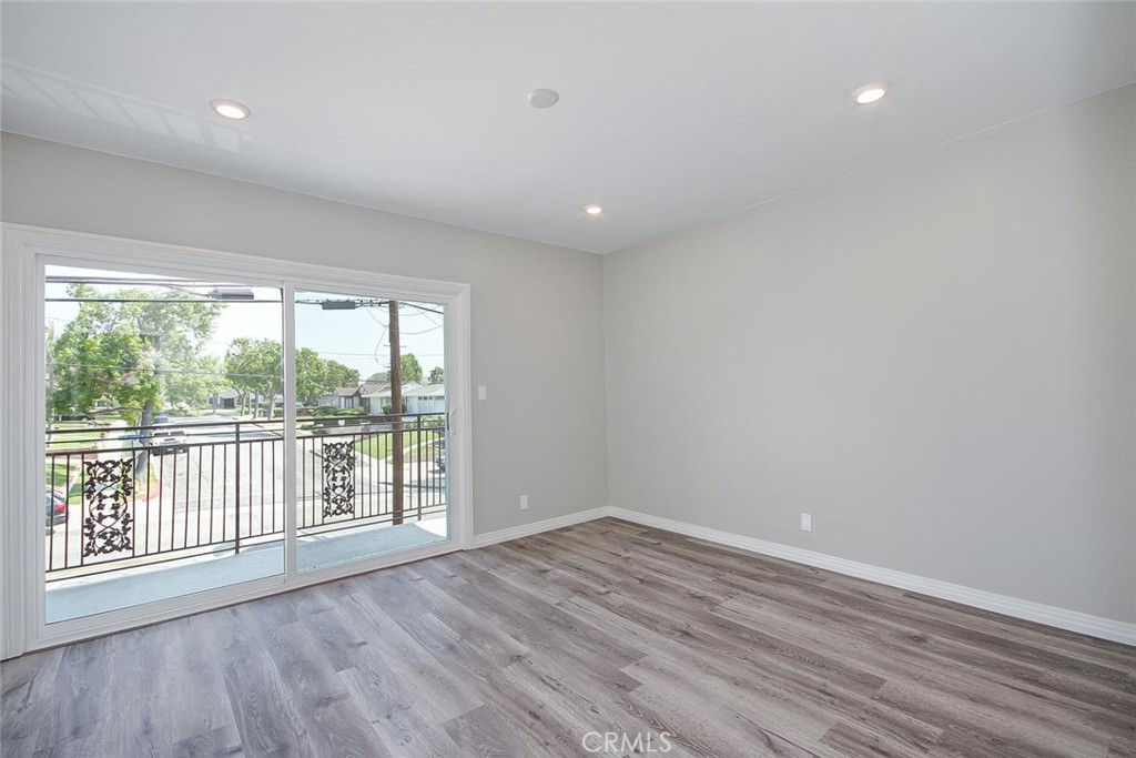 520 E Regent Street 3