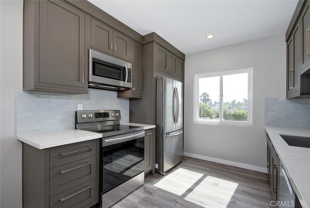 520 E Regent Street 3