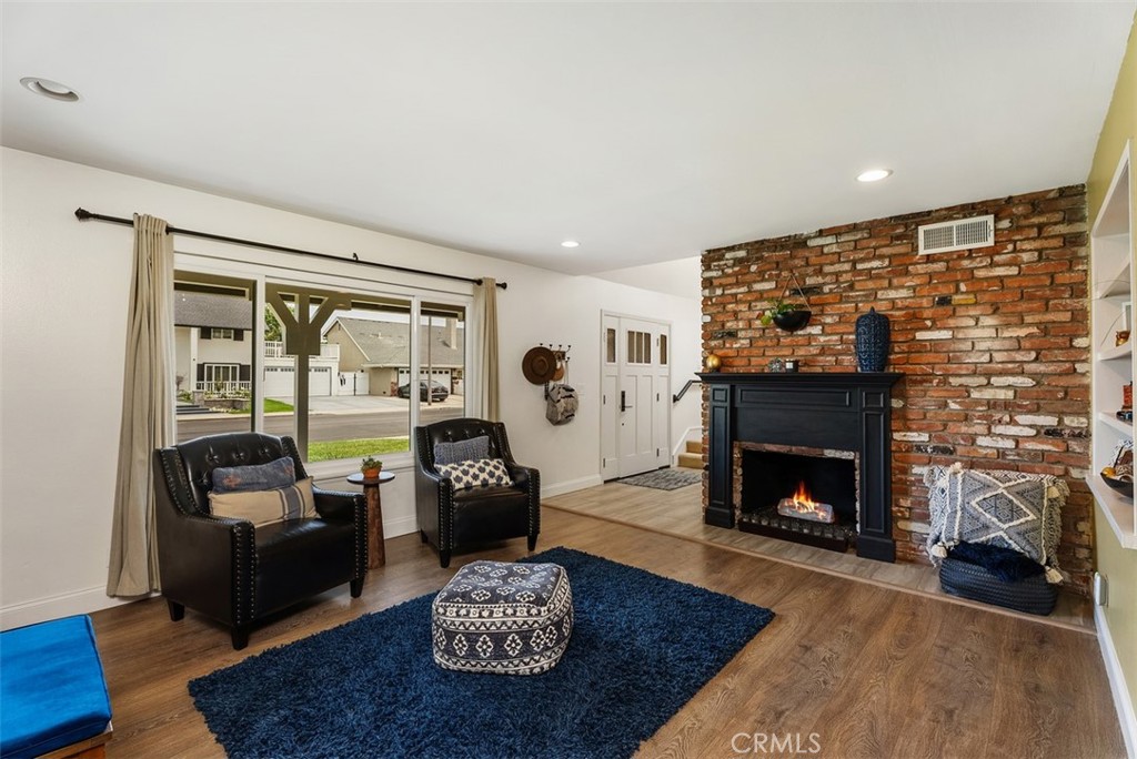 20151 Imperial Cove Lane