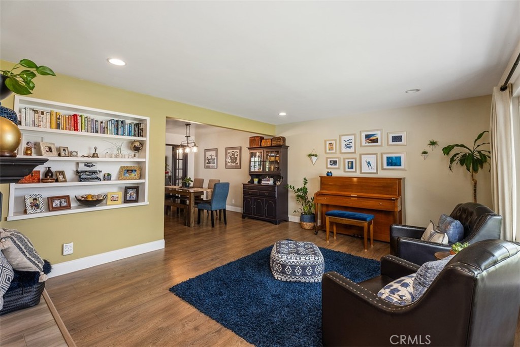 20151 Imperial Cove Lane