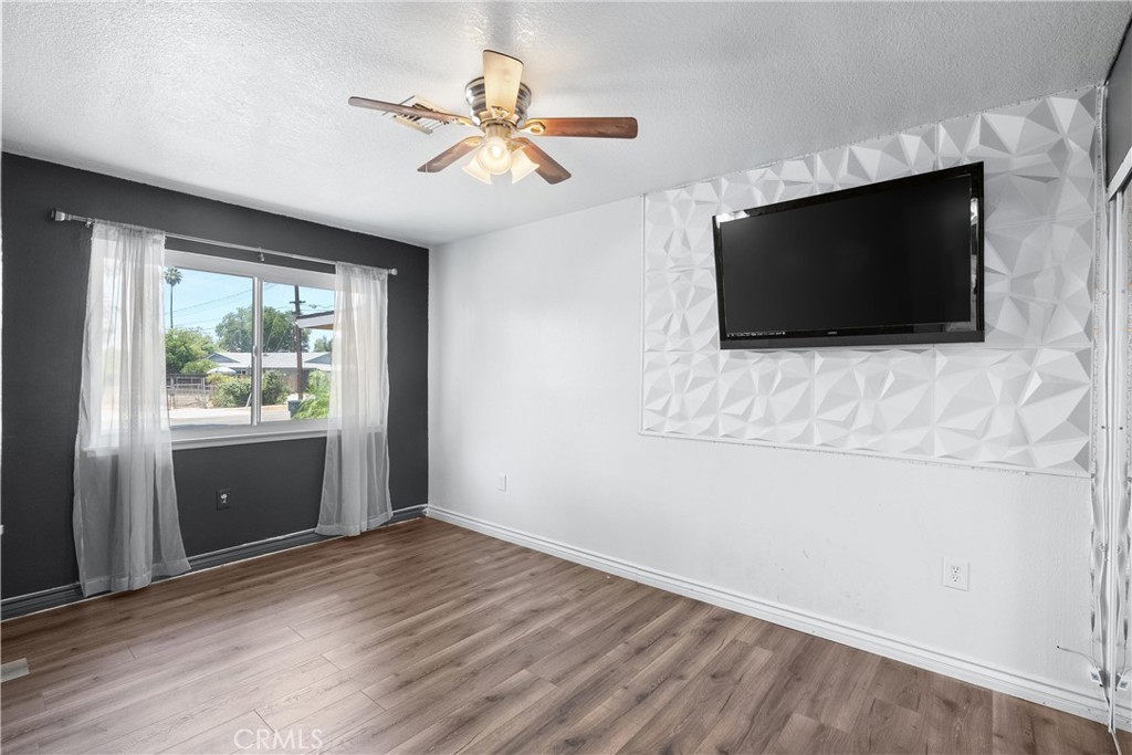 10054 Shady View Street