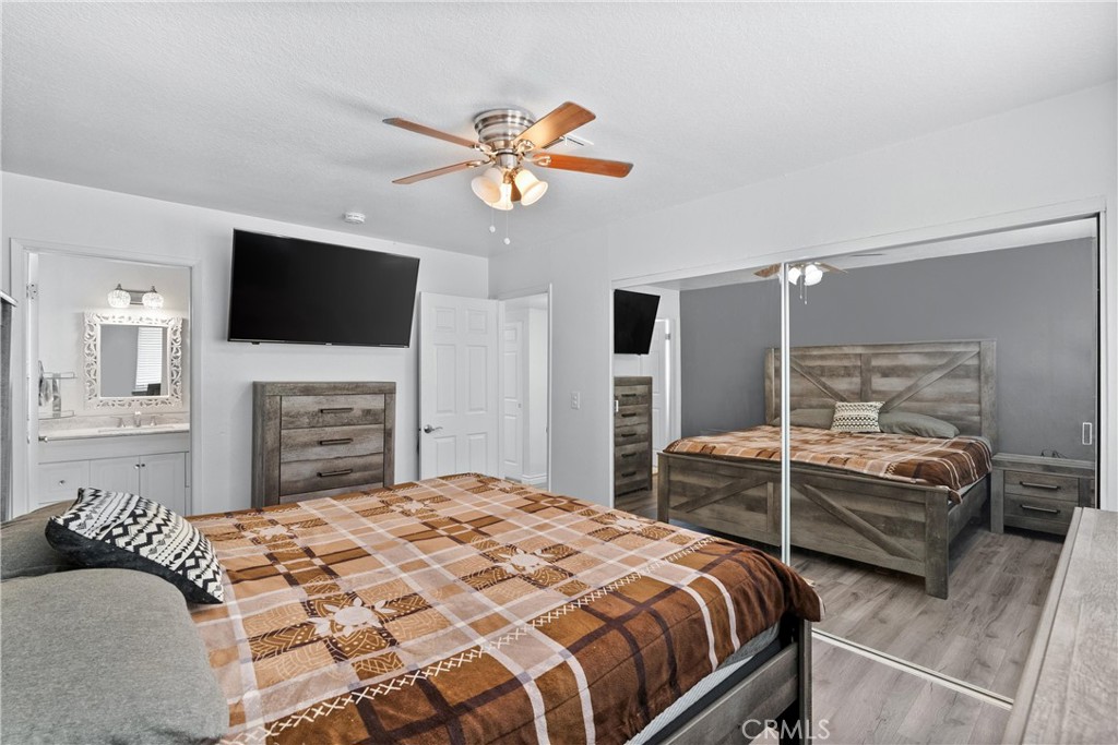 10054 Shady View Street