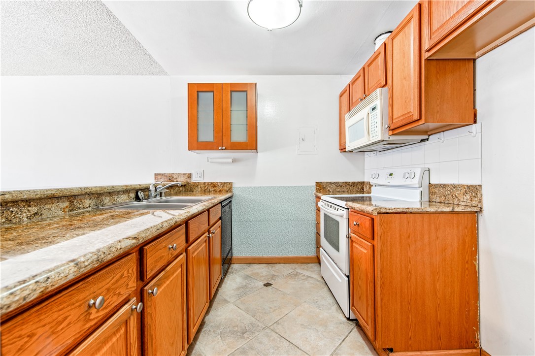 2521 W Sunflower Ave T3