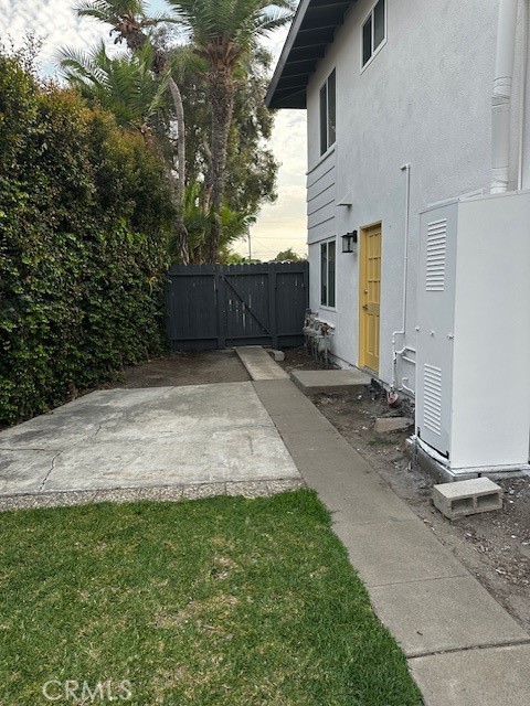 2962 Peppertree Lane B