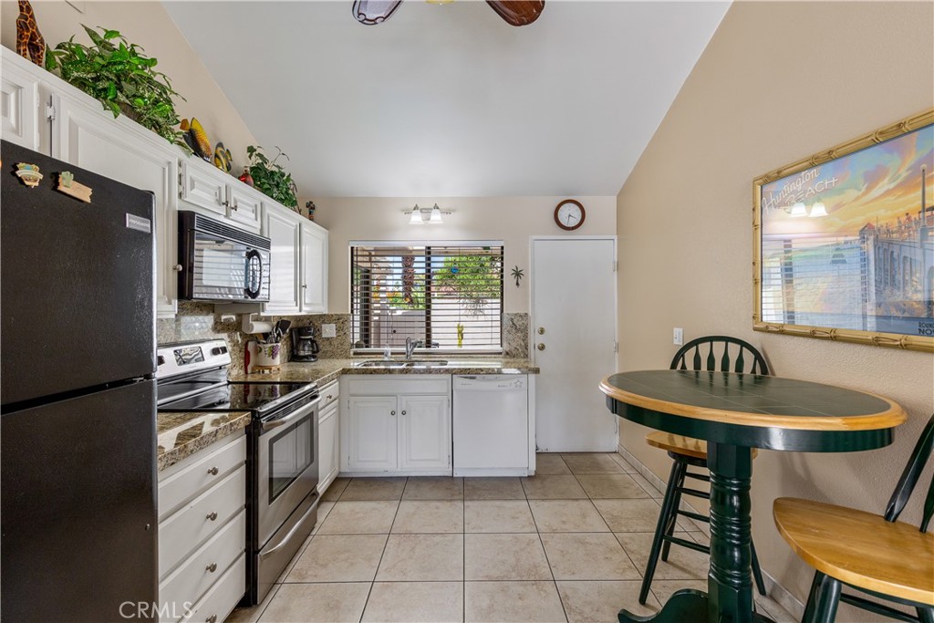 6110 Montecito Circle 7