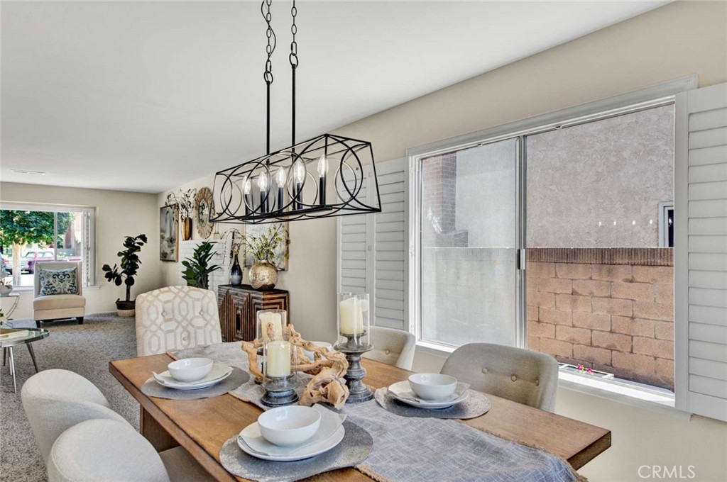 8840 Mockingbird Circle