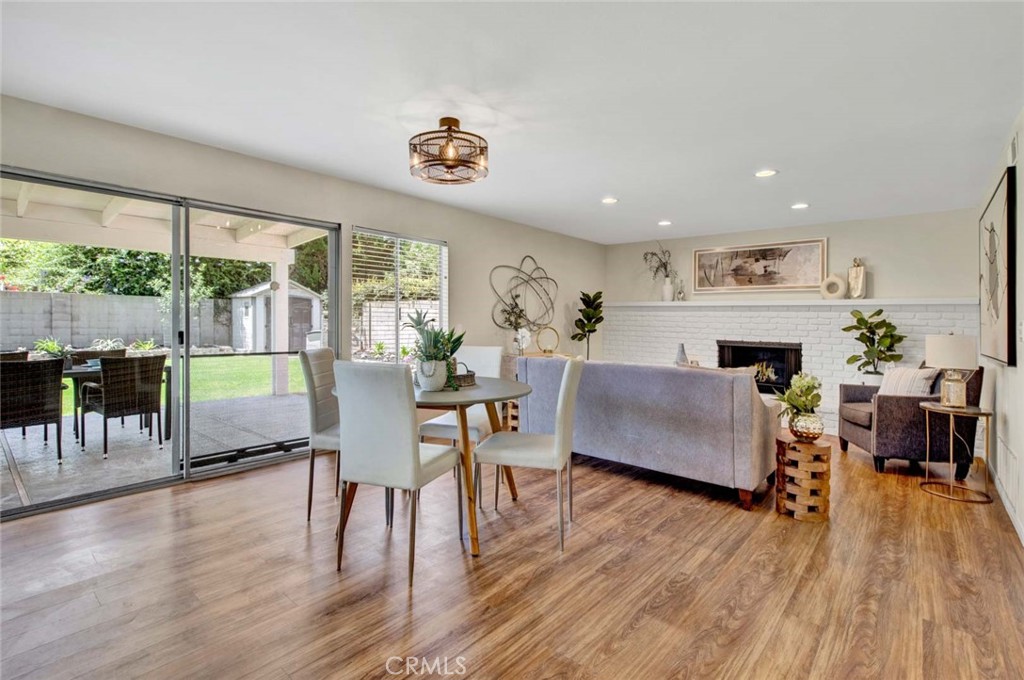 8840 Mockingbird Circle