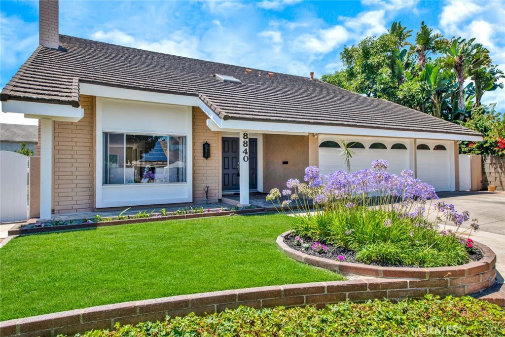 8840 Mockingbird Circle