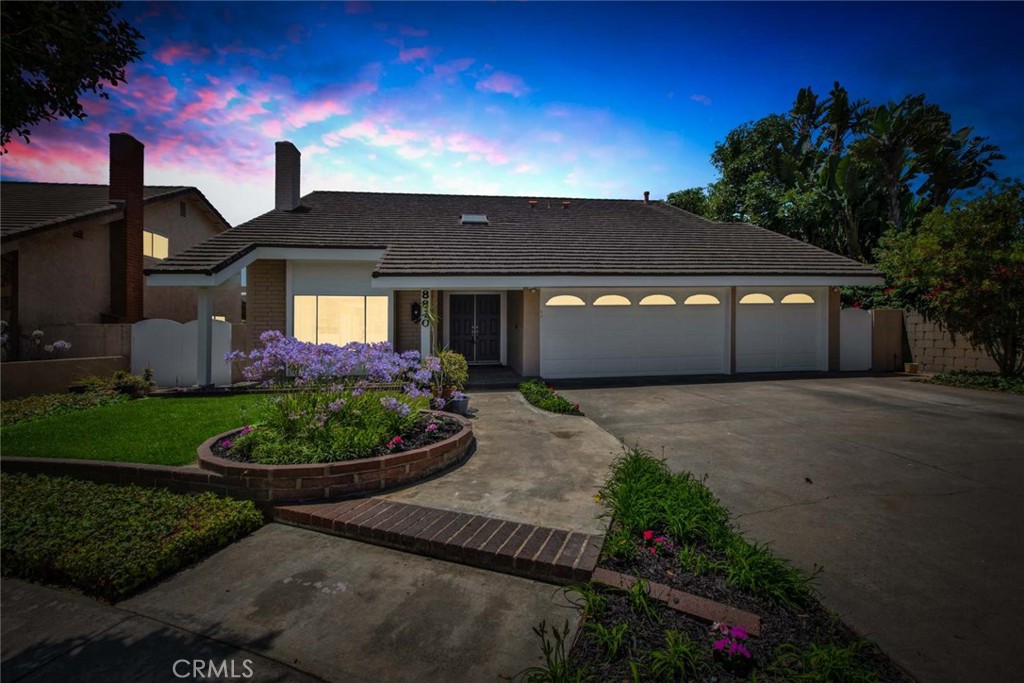 8840 Mockingbird Circle