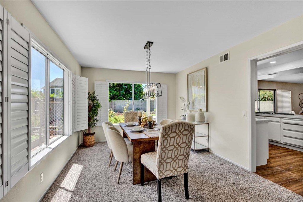 8840 Mockingbird Circle