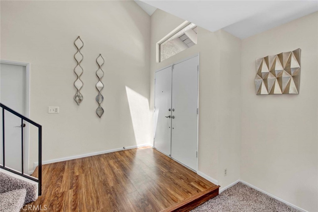 8840 Mockingbird Circle