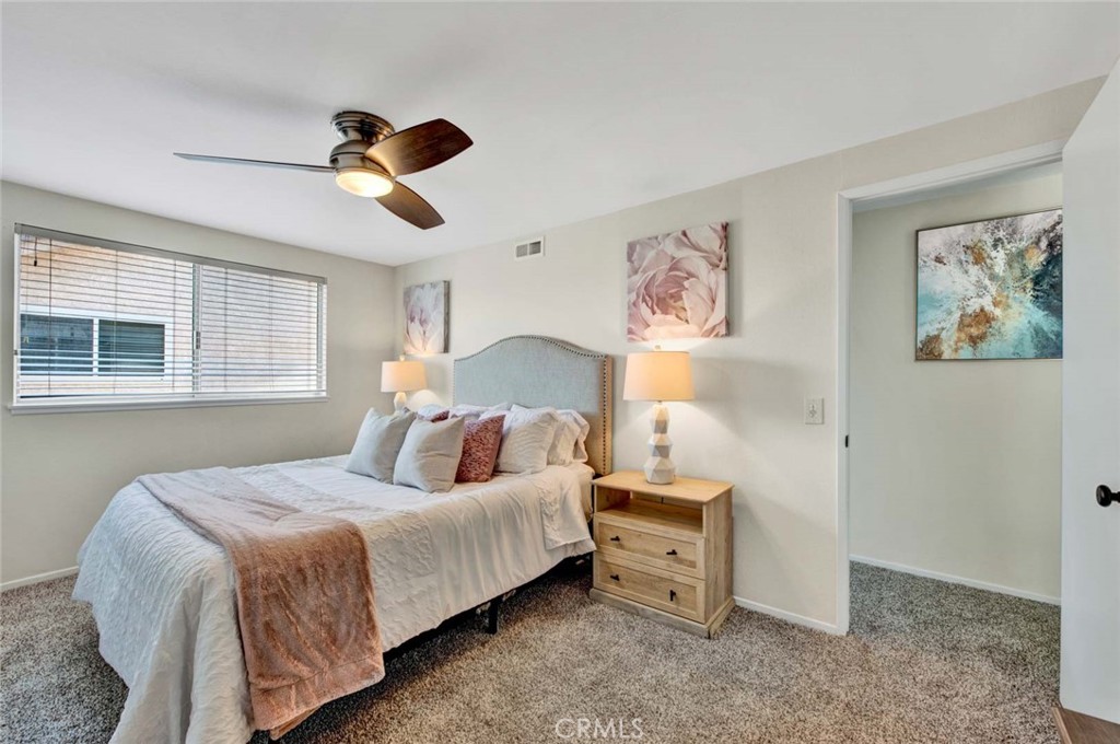 8840 Mockingbird Circle