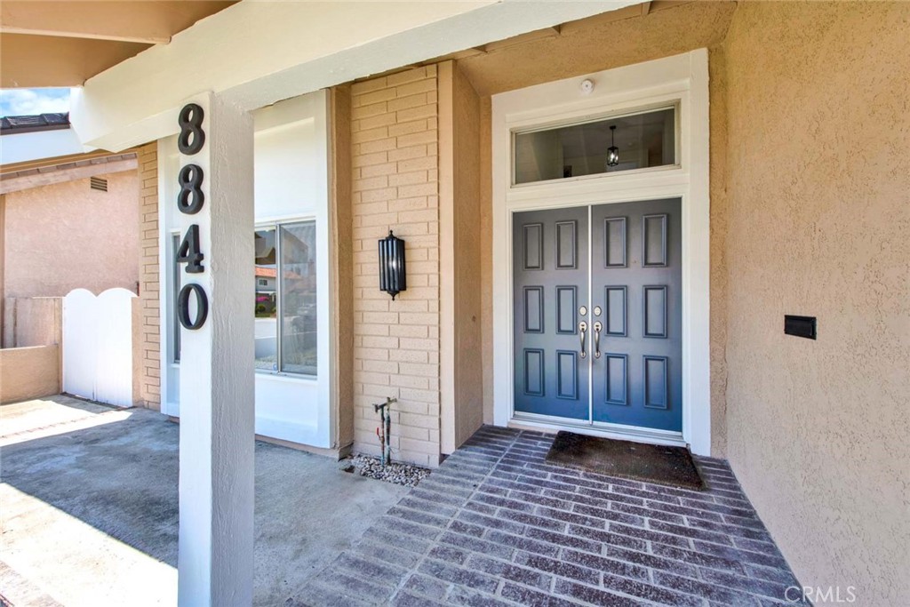 8840 Mockingbird Circle