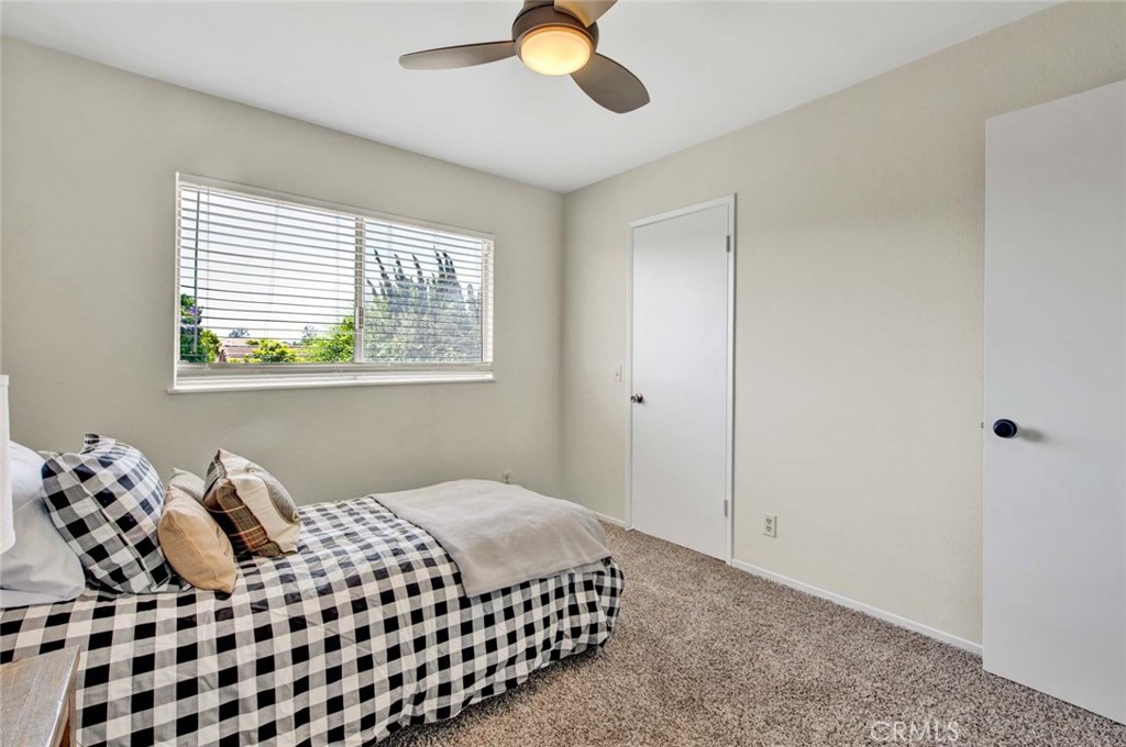 8840 Mockingbird Circle