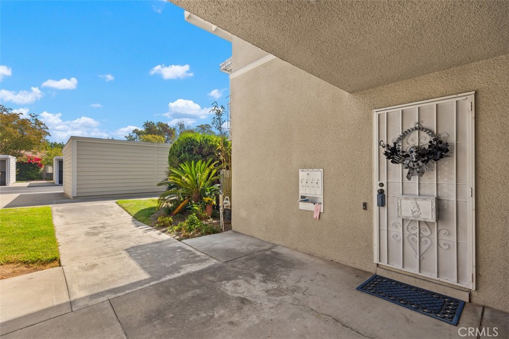 389 Avenida Castilla C