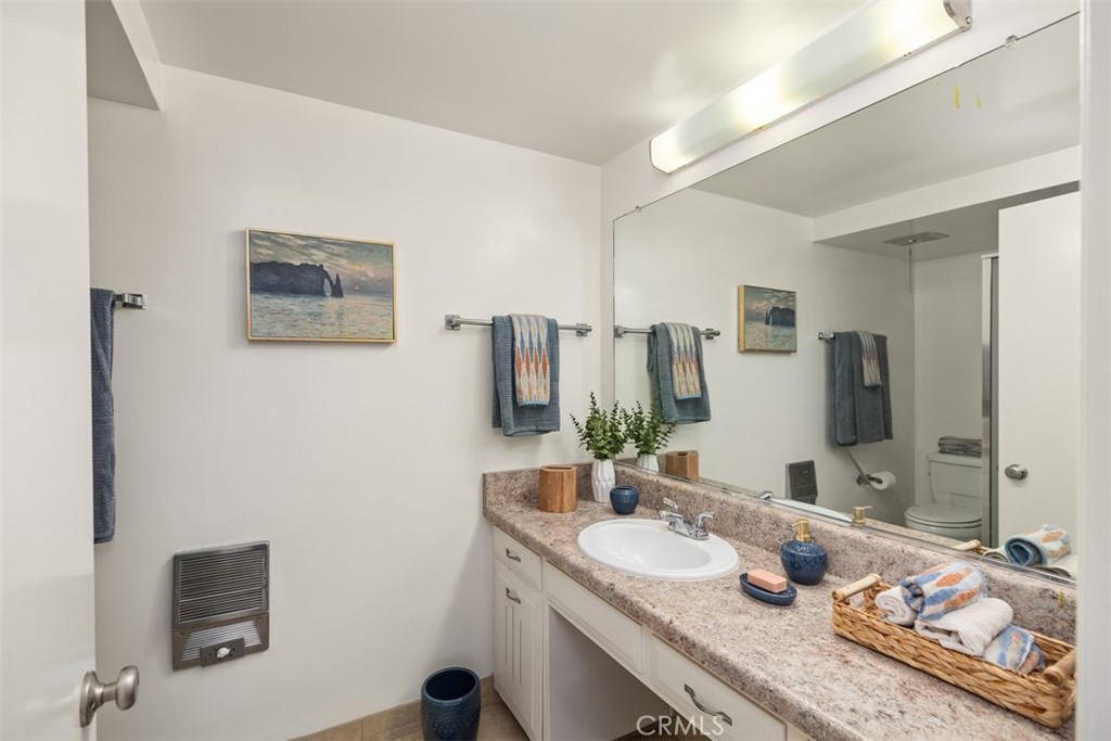 389 Avenida Castilla C