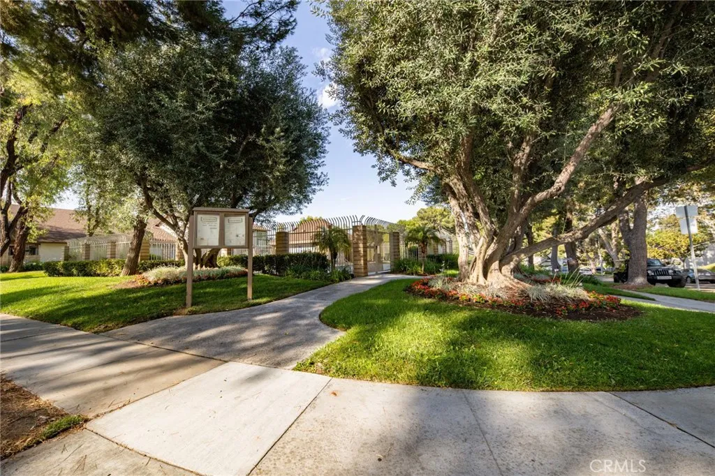 5469 E Candlewood Circle # B