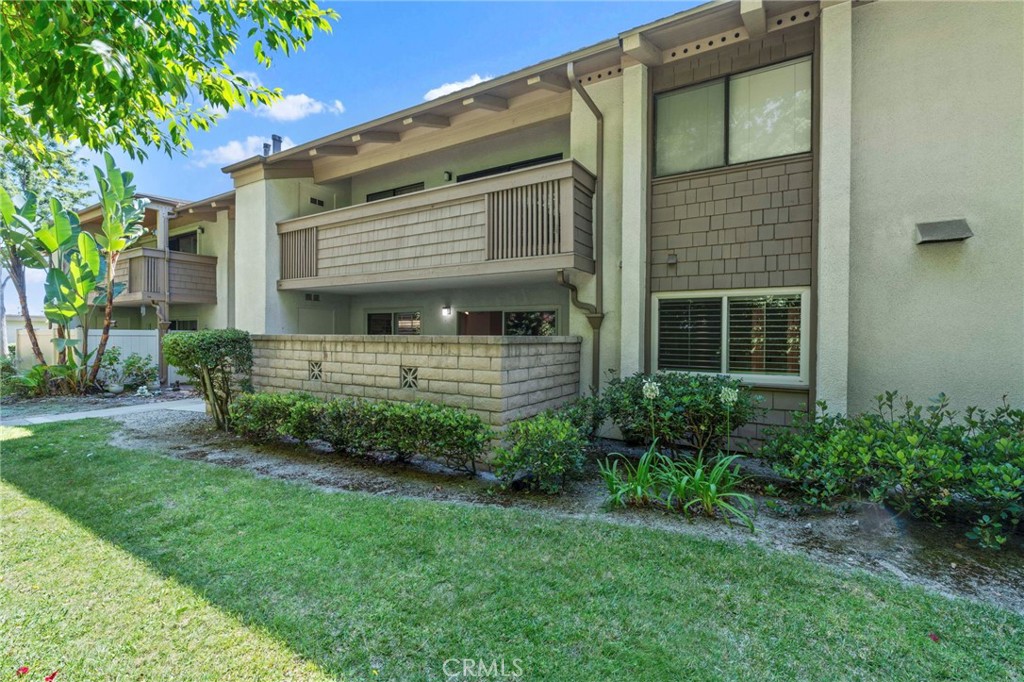 8888 Lauderdale Court 217D