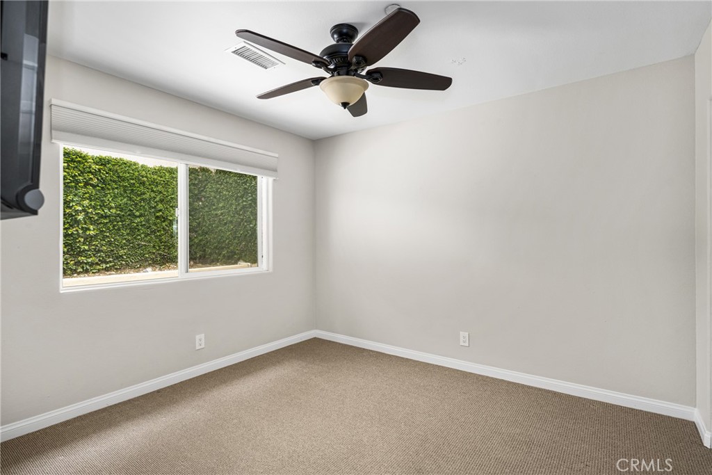 34088 Crystal Lantern Street