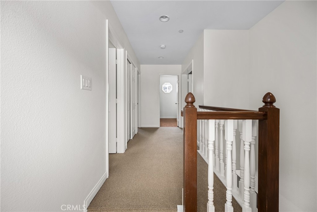 34088 Crystal Lantern Street