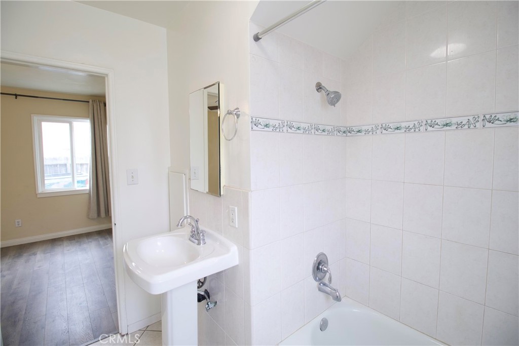 330 Avenida Cabrillo 3