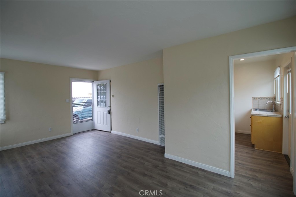 330 Avenida Cabrillo 3