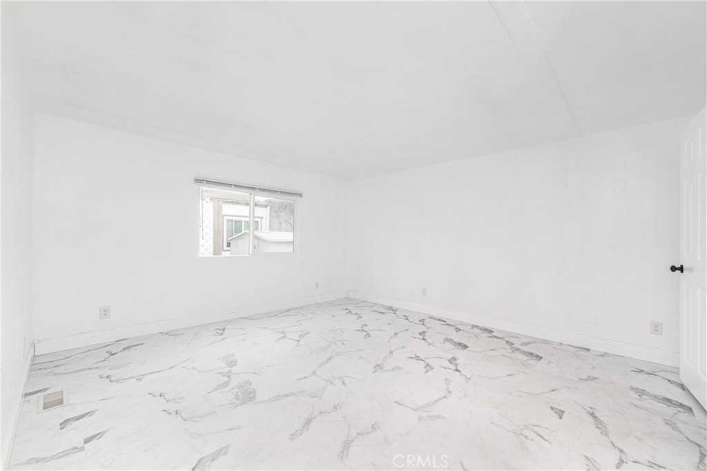 15621 Beach Boulevard 61