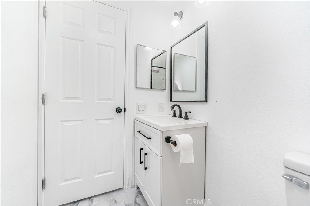 15621 Beach Boulevard 61