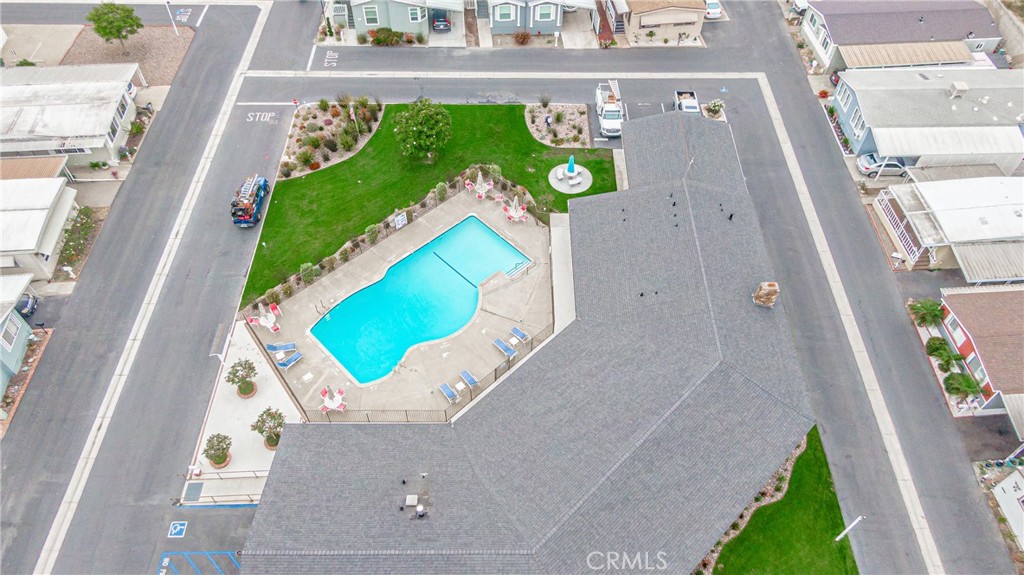 15621 Beach Boulevard 61