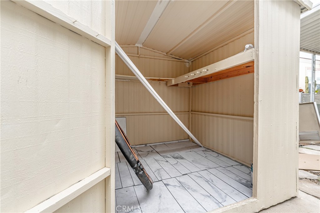 15621 Beach Boulevard 61