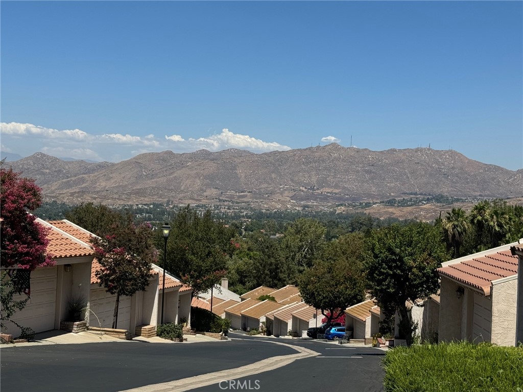 2280 El Capitan Drive