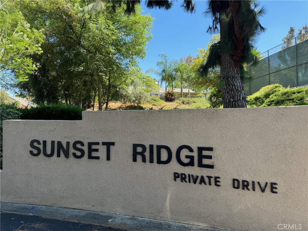 2280 El Capitan Drive